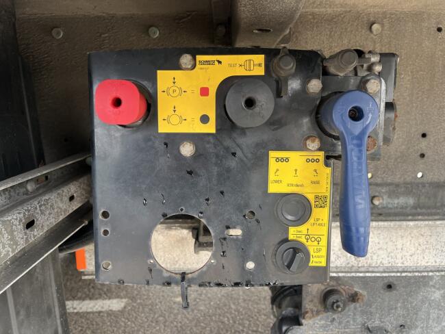 2018 Schmitz Cargobull 3CB 3ST Schuifzeil Oplegger - Liftas - Laadklep - Schuifdak - Alcoa LT587 | Transport | Opleggers