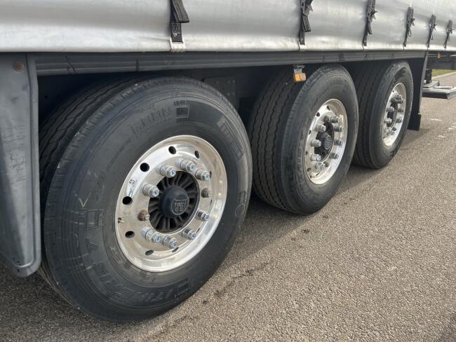 2018 Schmitz Cargobull 3CB 3ST Schuifzeil Oplegger - Liftas - Laadklep - Schuifdak - Alcoa LT587 | Transport | Opleggers