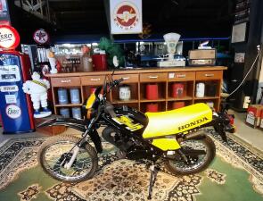 1988 Honda MT50 Zwart Geel