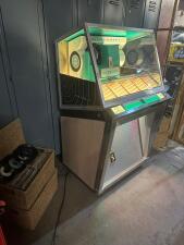 1957 Seeburg L100 Jukebox