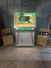 1957 Seeburg L100 Jukebox