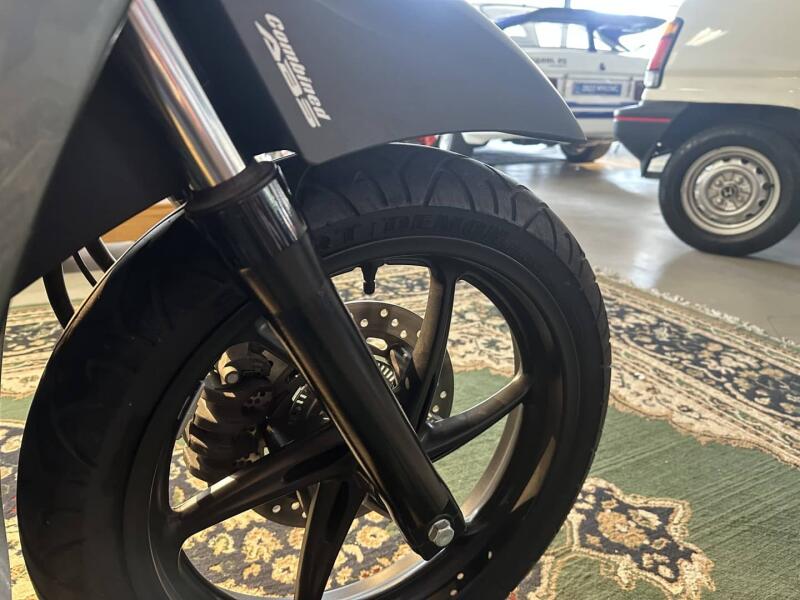 2012 Honda Sh300a VT672 | Transport | Bromfiets / Motor