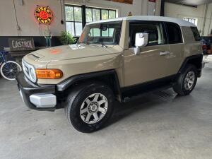 2014 Toyota FJ Cruiser X-Treme 4.0i V6 VT1084